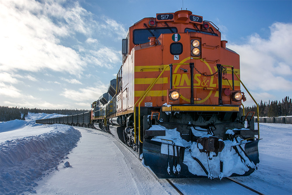 Train from the first rail shipment from Fermont